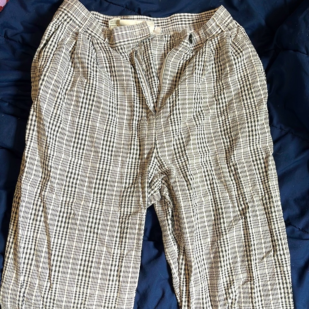 Black and white pants